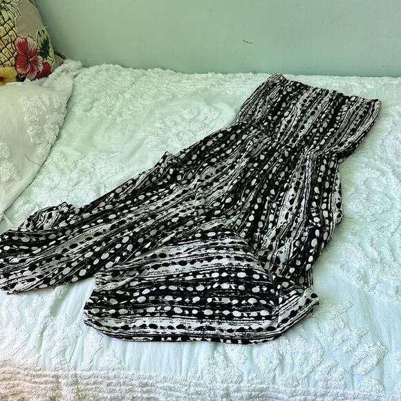 Handmade Strapless Jumpsuit with Pockets - Picture 5 of 8